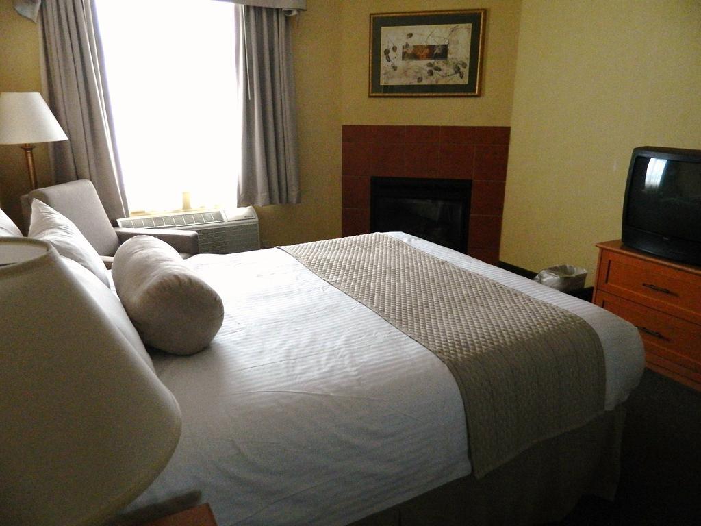 Days Inn By Wyndham Orillia Kamer foto